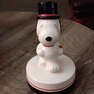 Vintage 1958 Snoopy Music Figure